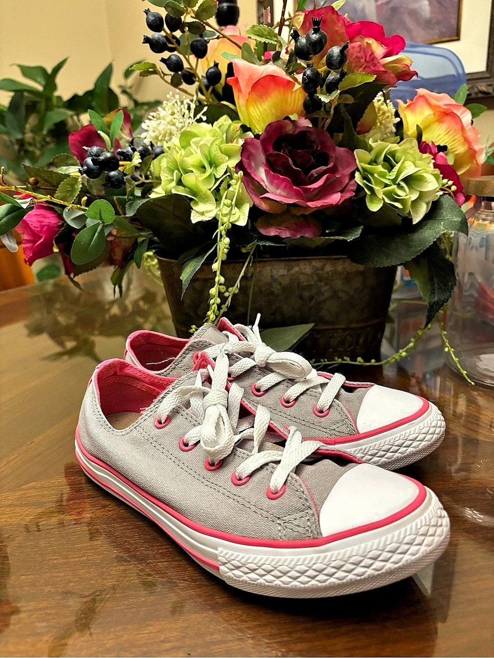 Youth Converse Chuck Taylor All Star Ox Grey Pink Ox Gray & Pink Women's US 3